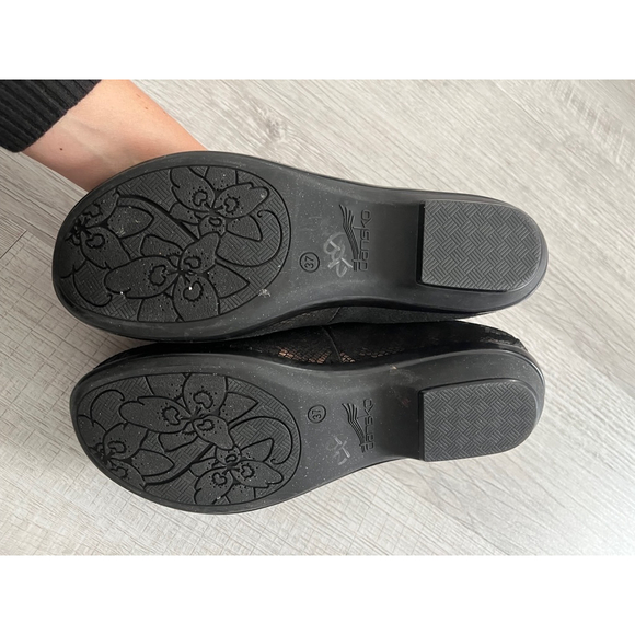 Dansko Olivia bronze snake leather loafers size 7 - Picture 8 of 11